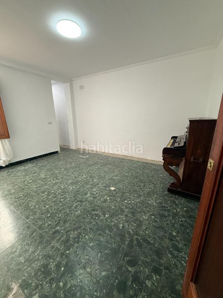 Foto f5caf07f-1ed2-4514-b9c4-faf17c127cb2. Pis a Benifaió