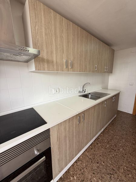 Foto 0c618ab4-018b-4c7d-9324-e1d81582ad22. Rent flat in Malilla Valencia
