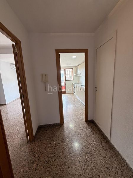 Foto 4f73cac8-01e2-46ca-bf10-d0dd5033e815. Rent flat in Malilla Valencia