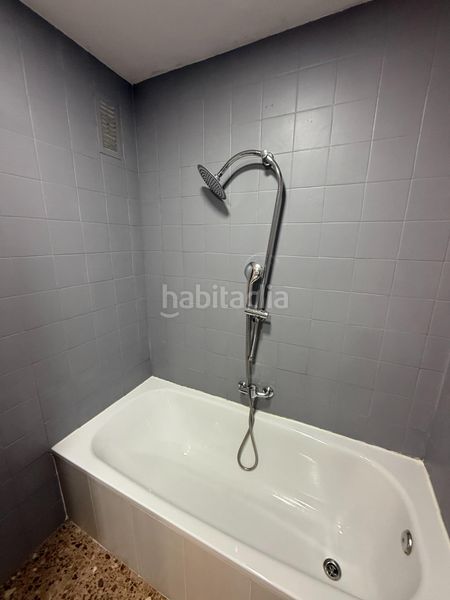 Foto 9d89bf98-c466-4ad9-940f-f8f73a93c2c2. Rent flat in Malilla Valencia