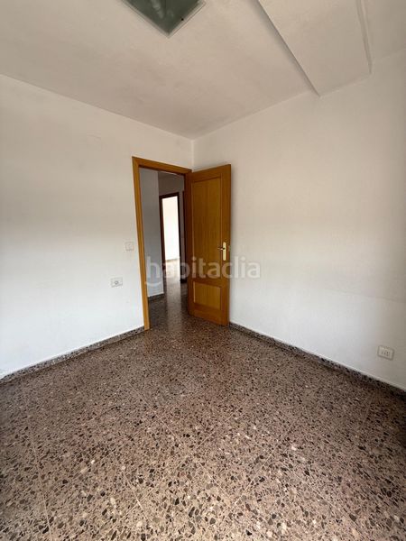 Foto faa50bf4-deb2-4d72-af87-636583bb7914. Rent flat in Malilla Valencia