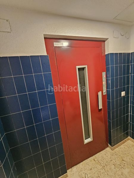 Foto 4f9ed98e-da93-466f-a83b-975785d74771. Pis a calle calle madre alberta giménez a Tres Forques Valencia