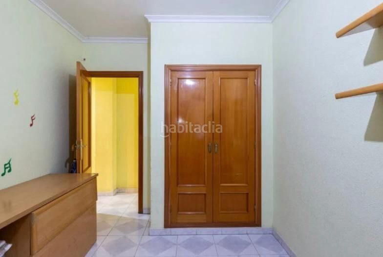 Foto dab65a16-18c6-4233-b5cc-cb4de318ea2f. Pis a Sueca Sueca