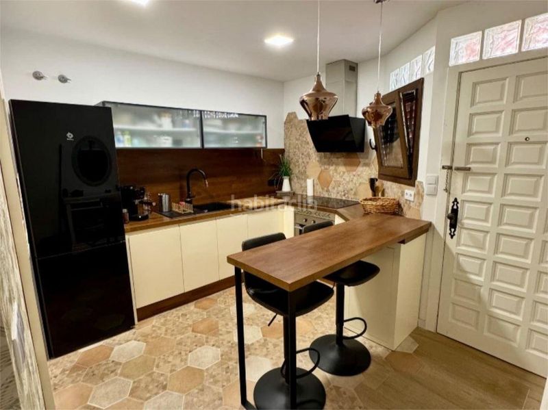 Foto c4b5e32c-e6dd-4c0c-8b4e-fe8c4795db7c. Casa adossada a calle calle cap de canet a Mareny de Barraquetes Sueca