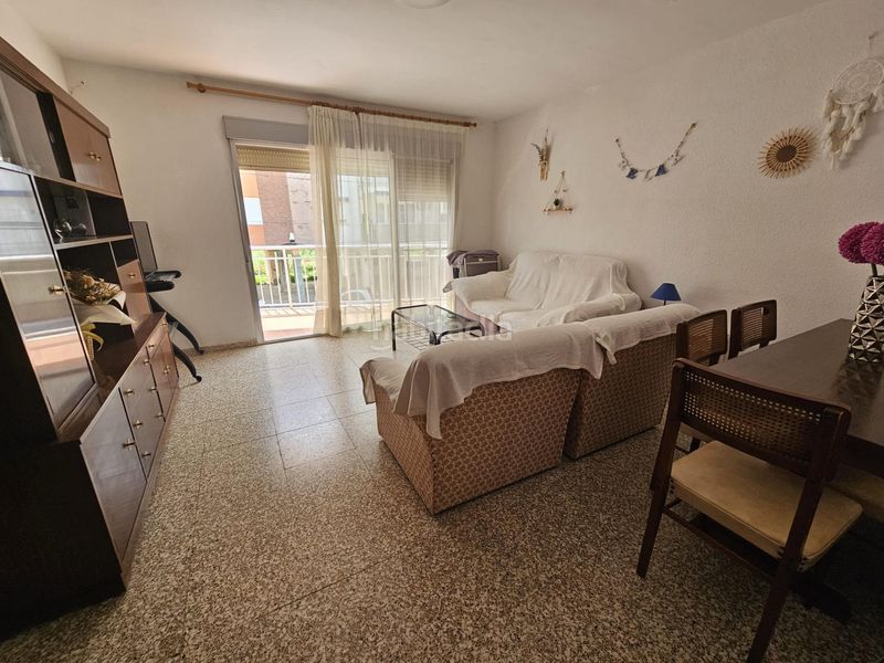 Foto 2c913459-6045-4059-8704-6290b9fd6ce0. Casa adossada a calle calle cala de calp a Les Palmeres Sueca