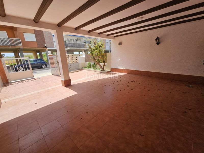 Foto 50f35f36-c3e6-427a-bc7b-494728f3e4e8. Casa adossada a calle calle cala de calp a Les Palmeres Sueca