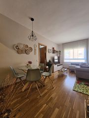 Pis  Carrer de bilbao. Ocasion vivienda reformada en pleno corazon de clot de la mel