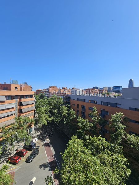 Foto 6df1b6b0-ff74-49cb-930e-0964c18443e3. Pis amb aparcament a El Clot Barcelona