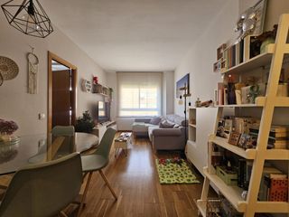 Piso  Carrer de bilbao. Ocasion vivienda reformada en pleno corazon de clot de la mel