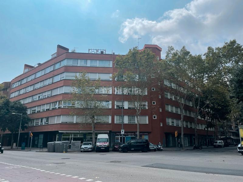 Foto bea376a3-82d8-49f0-801f-9f046abc4ea3. Piso ocasion ideal cambio de vivienda junto a jardines de clot de la mel en Barcelona
