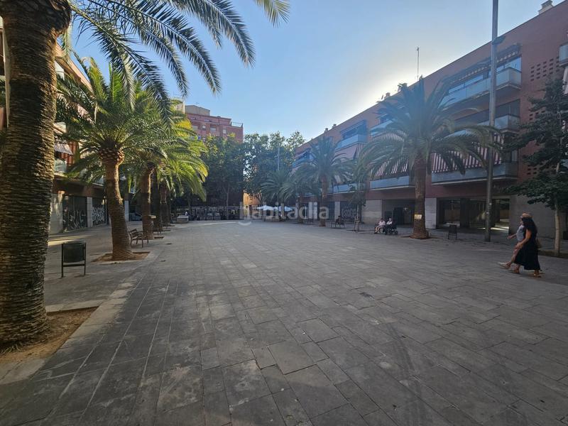 Foto f4bd7f37-b73c-47e1-8f73-d2e051de9613. Piso ocasion ideal cambio de vivienda junto a jardines de clot de la mel en Barcelona