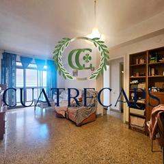 Appartement  Rambla de prim. Ocasion ideal cambio de vivienda 4 habitaciones con balcon junto