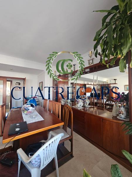 Foto bb58f6f4-b933-4797-b21a-57e8a48a37a0. Piso ideal cambio de vivienda junto al parque de clot de la mel totalmente exterior en Barcelona