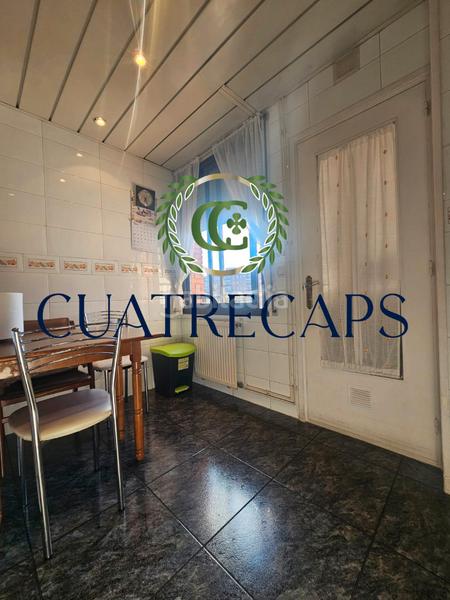Foto d89cb0ed-2db6-4a80-a937-90d6f3273a4a. Piso ideal cambio de vivienda junto al parque de clot de la mel totalmente exterior en Barcelona