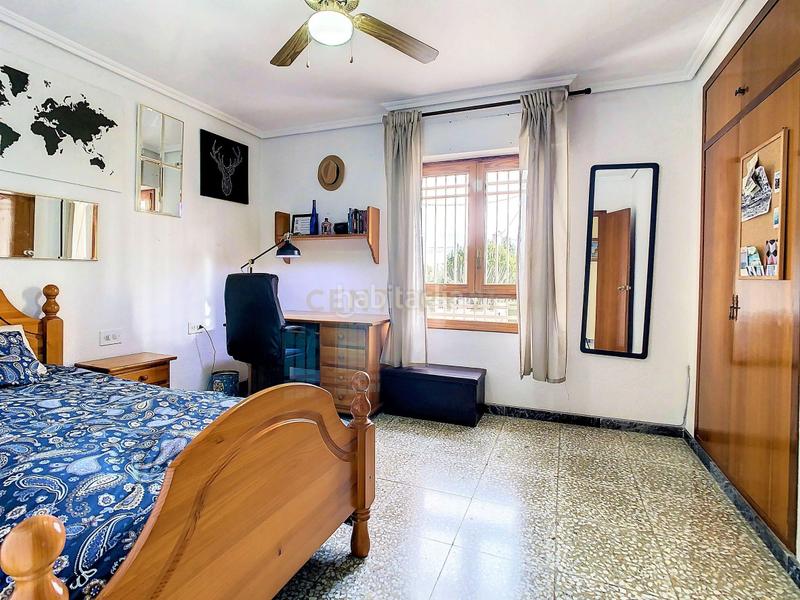Foto badc0f1a-d1fb-4a96-a2ed-970bd4d4e35f. Casa en Peña de las Águilas Elche / Elx
