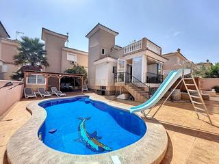 Haus in Calle rosa