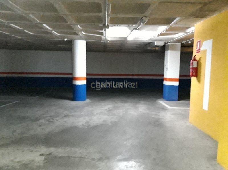 Foto 2ea2498e-01f7-42b8-9240-bc12859183e5. Parking voiture dans Altabix Elche / Elx