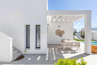 Casa a El Pinar de Campoverde