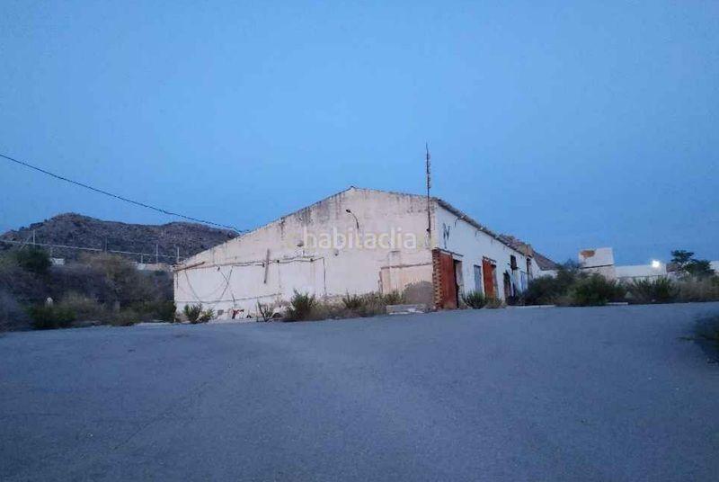 Foto 699d54c1-4ae4-4aad-a0e0-2e8fa18893e9. Industrial building in partida de salinetas parc in Novelda