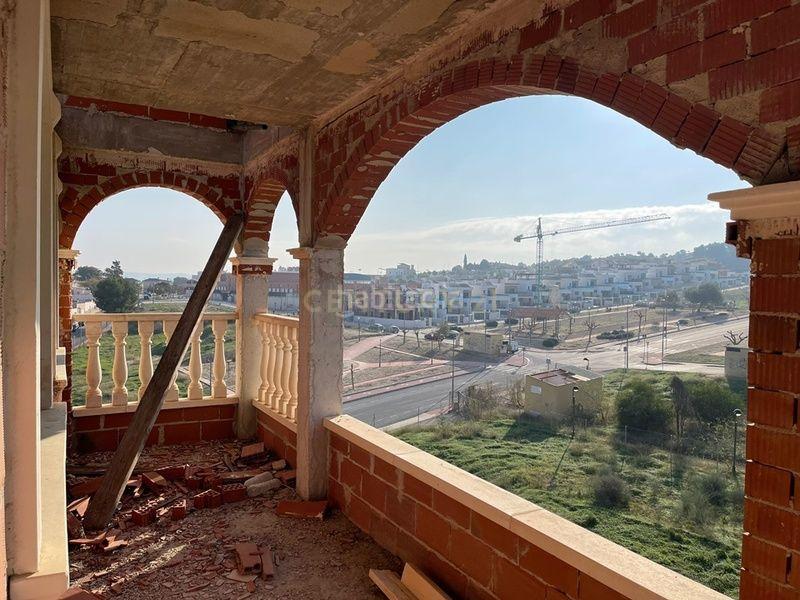 Foto 01b74177-56c0-4d11-bf95-93306dbcacef. Edifici a calle la loma 50 a Bigastro