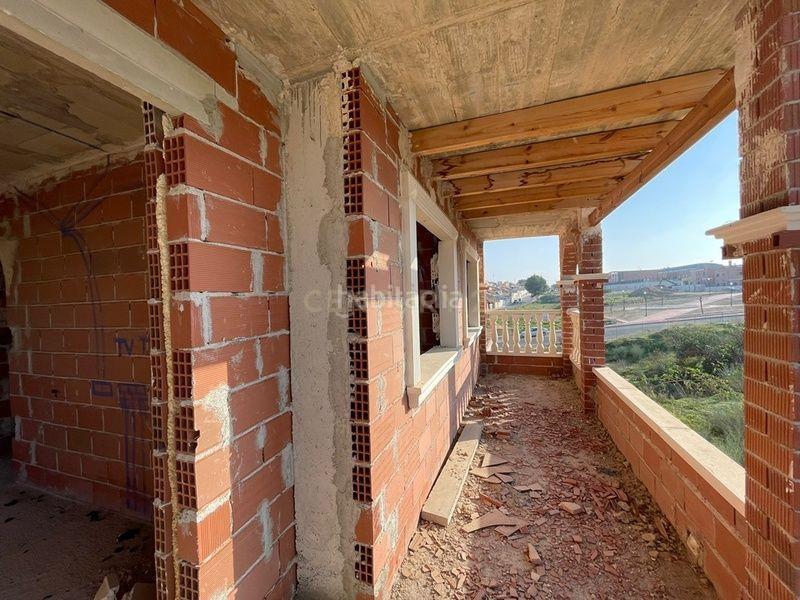 Foto 06abf209-92b7-4425-bc01-a3f78fbdcbac. Edifici a calle la loma 50 a Bigastro