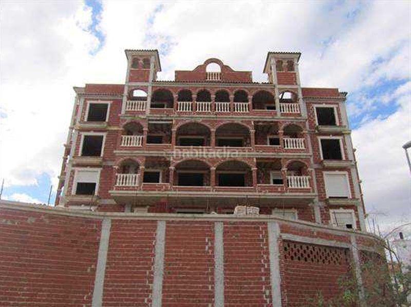 Foto 0902e216-5f7a-432f-af50-cdb3d8019f47. Edifici a calle la loma 50 a Bigastro