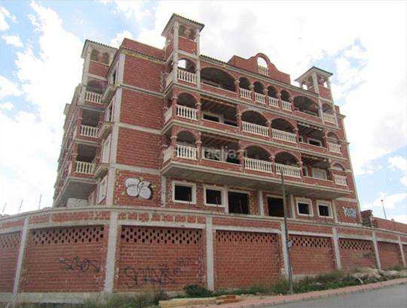 Foto 2777376a-0174-4d77-8429-afc334c29f76. Edifici a calle la loma 50 a Bigastro