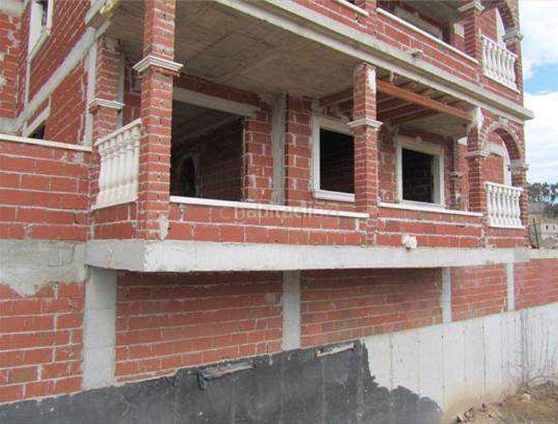 Foto 40d15ce3-a9bb-4f55-bea9-c397f700950b. Edifici a calle la loma 50 a Bigastro