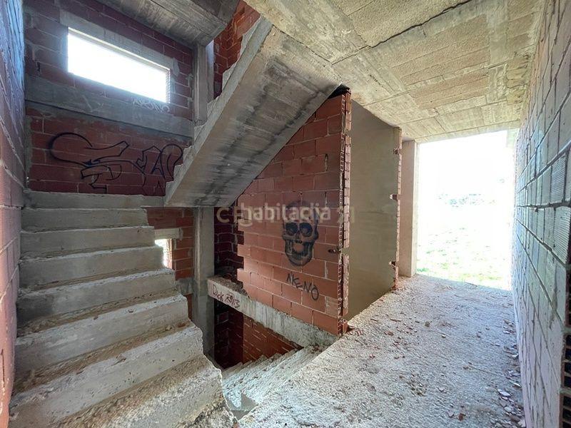 Foto d77a7ed0-17b6-48a8-ad12-c37e03f82bc2. Edifici a calle la loma 50 a Bigastro