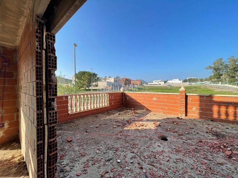 Foto de75eb6a-70cf-406a-bf4c-44192610b27a. Edifici a calle la loma 50 a Bigastro