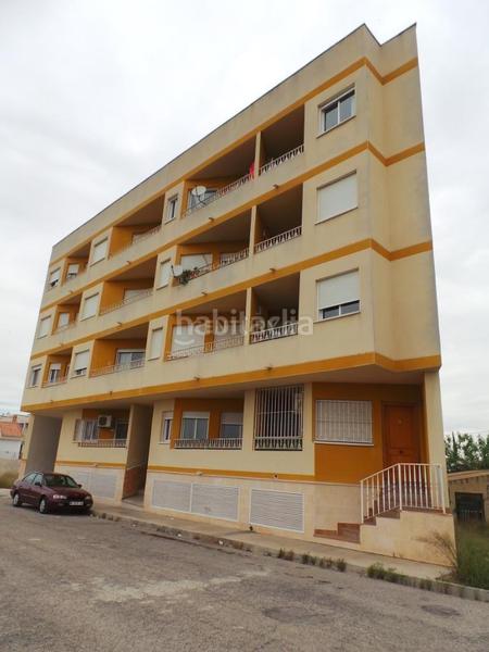 Foto cd38c08b-77b7-4a59-acb3-66f73ea6d473. Parking voiture dans cl cotillen 1 dans Almoradí