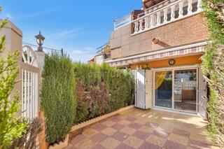 Casa a schiera  Cl vinalopo 4torrevieja (alicante) 4. Tu adosado con solarium y vistas al mar en torrevieja