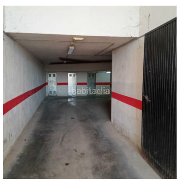 Foto 1543628d-fd3b-4e9e-b646-f25d116f36e2. Parking voiture dans cl cotillen 1 dans Almoradí