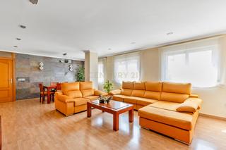 Appartement  Cl san policarpo 52 torrevieja (alicante) 52. Hogar espacioso en pleno centro de torrevieja amplitud, luz y ub