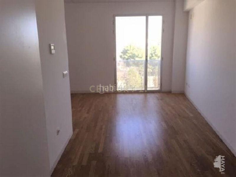 Foto 250ca28f-f54a-4d3d-81a3-4855fc6c215e. Casa a cami de cabanyes 13 a Castalla