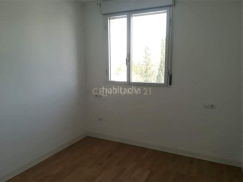 Foto 4cd49a3e-e912-46a4-a198-f1964d8a9502. Casa a cami de cabanyes 13 a Castalla