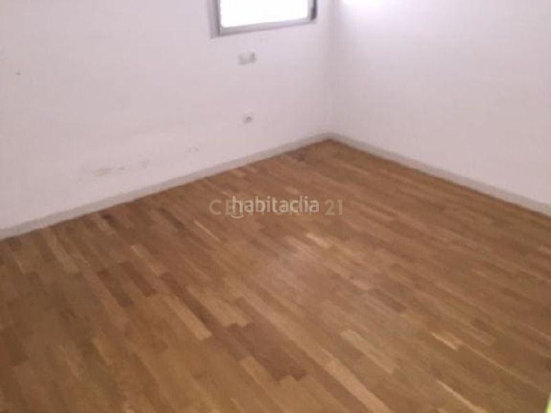 Foto b905e575-1700-40d7-b45f-cf93a19452b5. Casa a cami de cabanyes 13 a Castalla