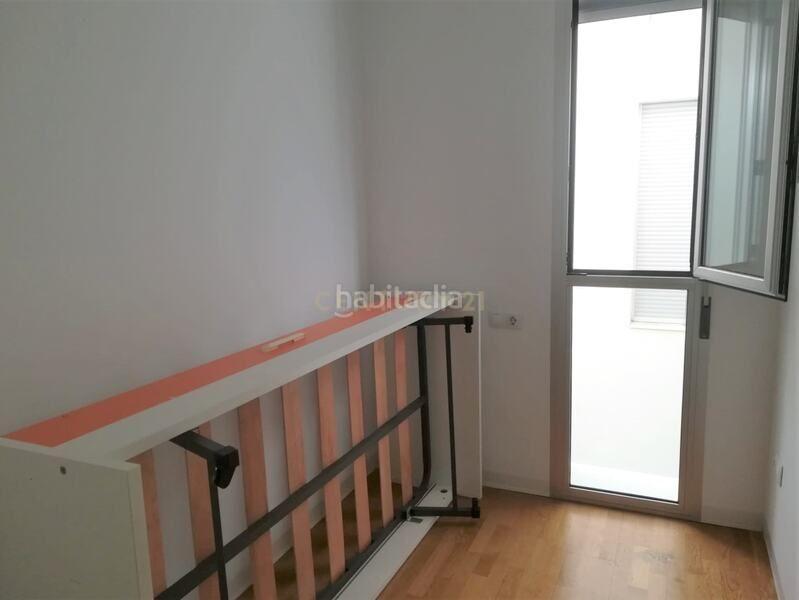 Foto bef58e96-ddbe-4344-b65d-1554b333a756. Casa a cami de cabanyes 13 a Castalla