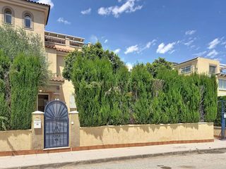 Rent Semi detached house  Calle río esla, pilar de la horadada, spain. Chalet adosado de esquina en riomar xiii  torre de la horadada.