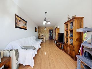 Apartament  De la, avenida de la libertad, 12, albatera, spain. Piso de 3 habitaciones para entrar a vivir en albatera