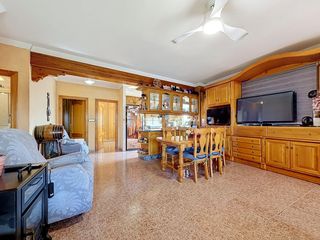 Appartement  Cr elche- san felipe neri 30 cl entradacrevillent (alicante). Finca única con vivienda, amplios espacios y parcela anexa en sa