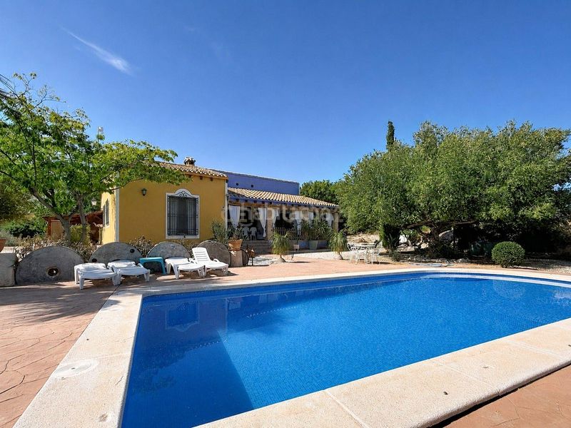 Foto 639195d0-35e8-4c35-960c-3cde79b62ff1. Casa en 64wm+wr molinos de magro casa de campo con casa de invitados, piscina y 12.000 m de parcela san cayetano . en Crevillente