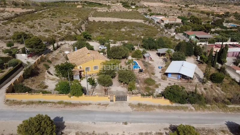 Foto e9ba57a7-8734-4529-96cc-a656b44e6961. Casa en 64wm+wr molinos de magro casa de campo con casa de invitados, piscina y 12.000 m de parcela san cayetano . en Crevillente