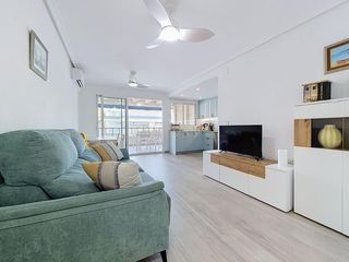 Lloguer Apartament  Avenida de la purisima, 39, torrevieja, spain 39. Exclusivo ático en avenida de la purísima con garaje, a un paso