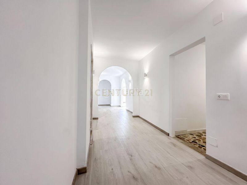 Foto 191ee291-482a-4c46-b7bd-7edcd4e9626e. Casa amb aparcament a Benijófar