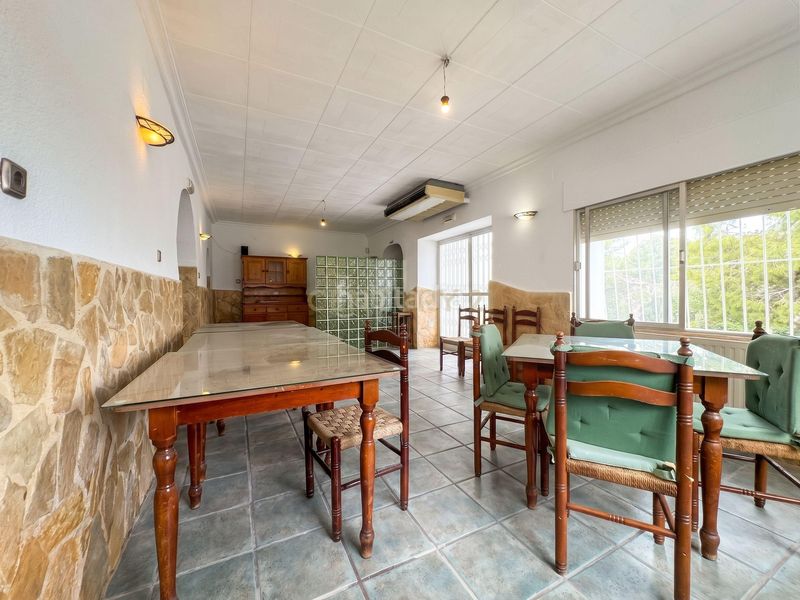 Foto ce208f33-974d-4b9c-a2eb-87b9a3cc56f1. Casa amb aparcament a Benijófar