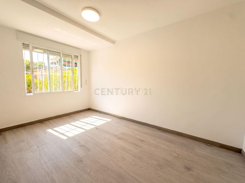 Foto dfc54fb5-9411-41f8-a9a8-5f1e9902ffd5. Casa amb aparcament a Benijófar