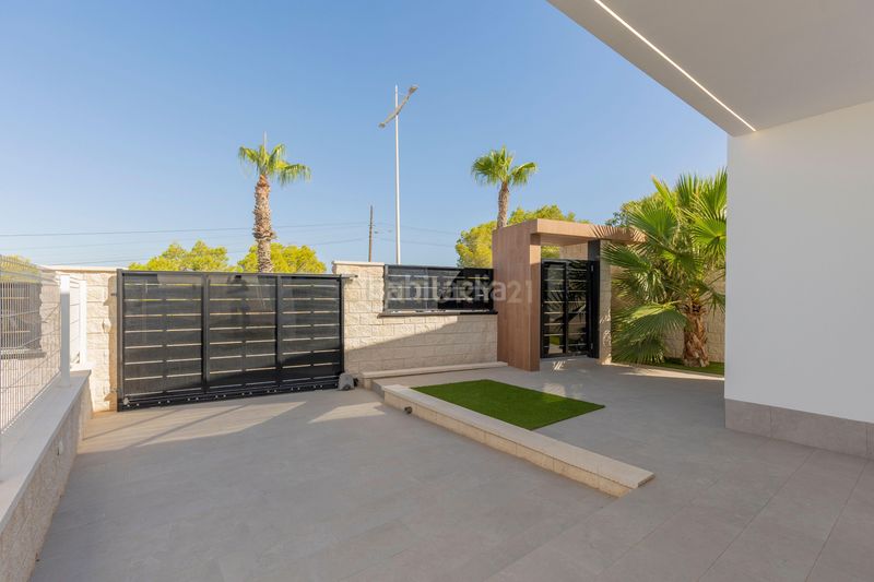 Foto 6bb5ce32-e1b0-4f38-9f3f-a1b21667315e. Casa amb piscina a Algorfa