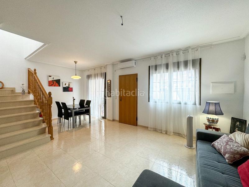 Foto 01f3ecbb-4730-4b94-986c-adedbce8528b. Alquiler casa disponible desde 15 de agosto para todo el año.esta encantadora casa en san miguel ofrece un estilo de vida cómodo y moderno, con en San Miguel de Salinas