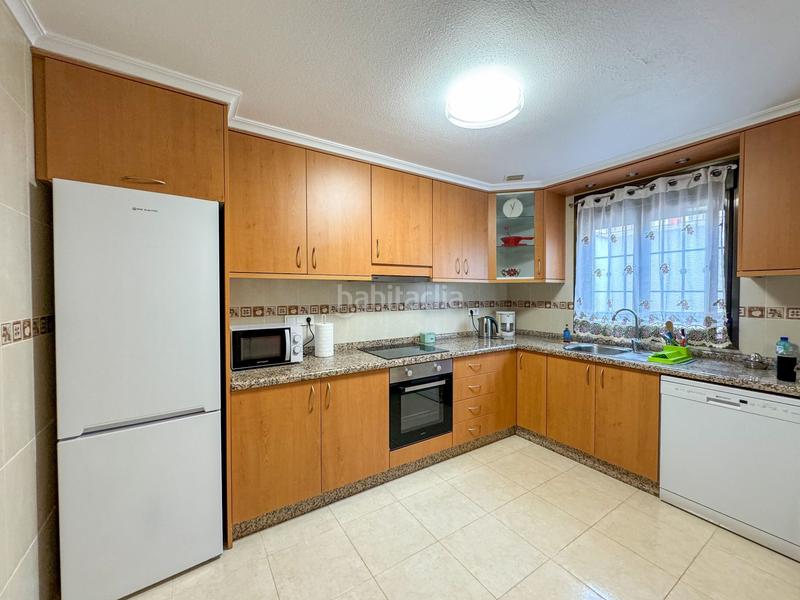 Foto 4fa483f0-f248-4718-af4c-a3c8ea0df977. Alquiler casa disponible desde 15 de agosto para todo el año.esta encantadora casa en san miguel ofrece un estilo de vida cómodo y moderno, con en San Miguel de Salinas